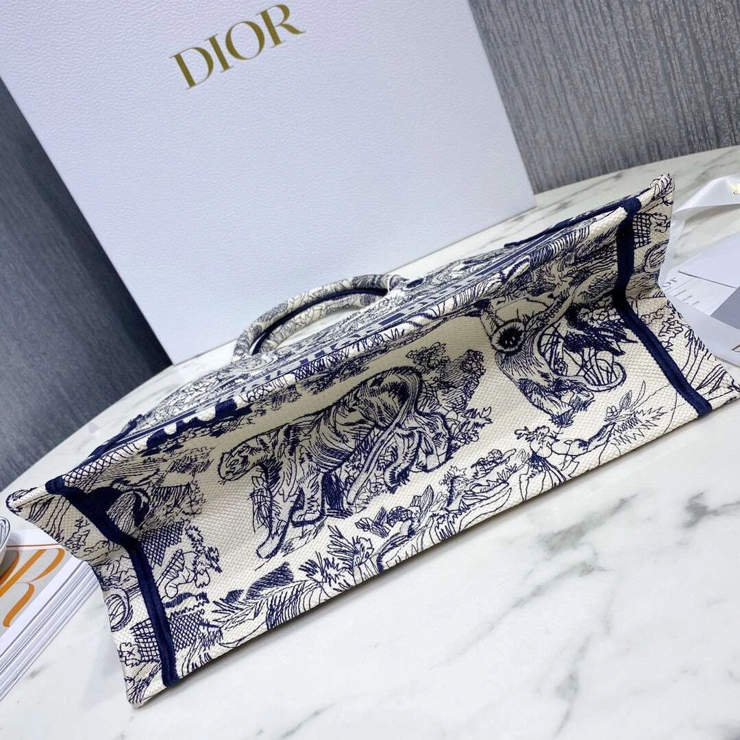 &MOMO--- Book Tote M1286 41.5 36.5 item :063B00E1951